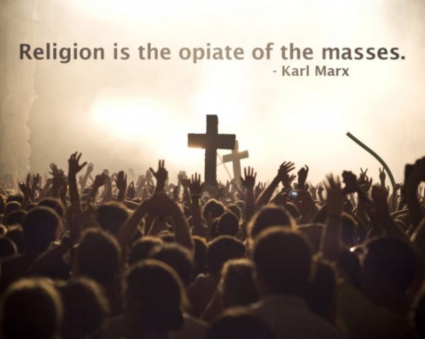 ▲마르크스가 남긴 반종교적 교설, "종교는 대중의 아편이다".
