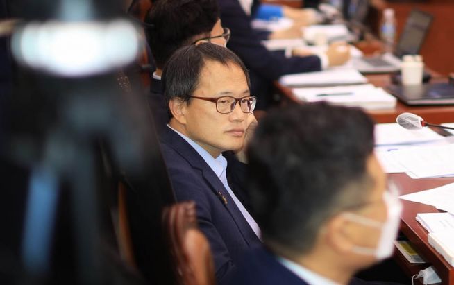 평등법, 차별금지법 논란이 계속되는 상황에서 지난 9일 더불어민주당 박주민 의원이 ‘평등에 관한 법률안’안을 또다시 발의했다. 사진은 박주민 의원. ⓒ박 의원 페이스북