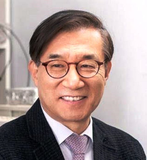 필자 김병문 교수