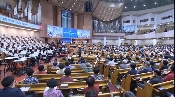 한국교회총연합(대표회장 이영훈 목사, 이하 한교총)은 21일 10시30분 여의도순복음교회에서 를 진행했다. ⓒ한교총