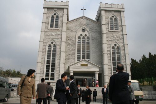 한국의 예장통합 남선교회전국연합이 평양에 세운 봉수교회